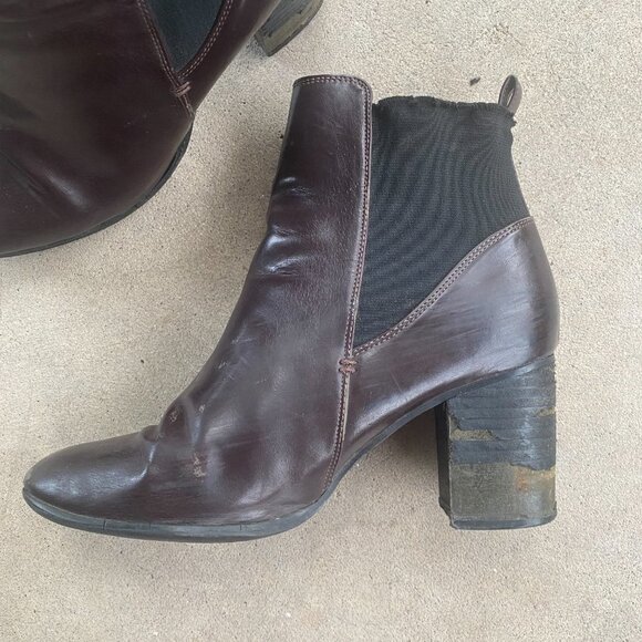 H&M Brown Leather Heeled Ankle Booties - Picture 4 of 13